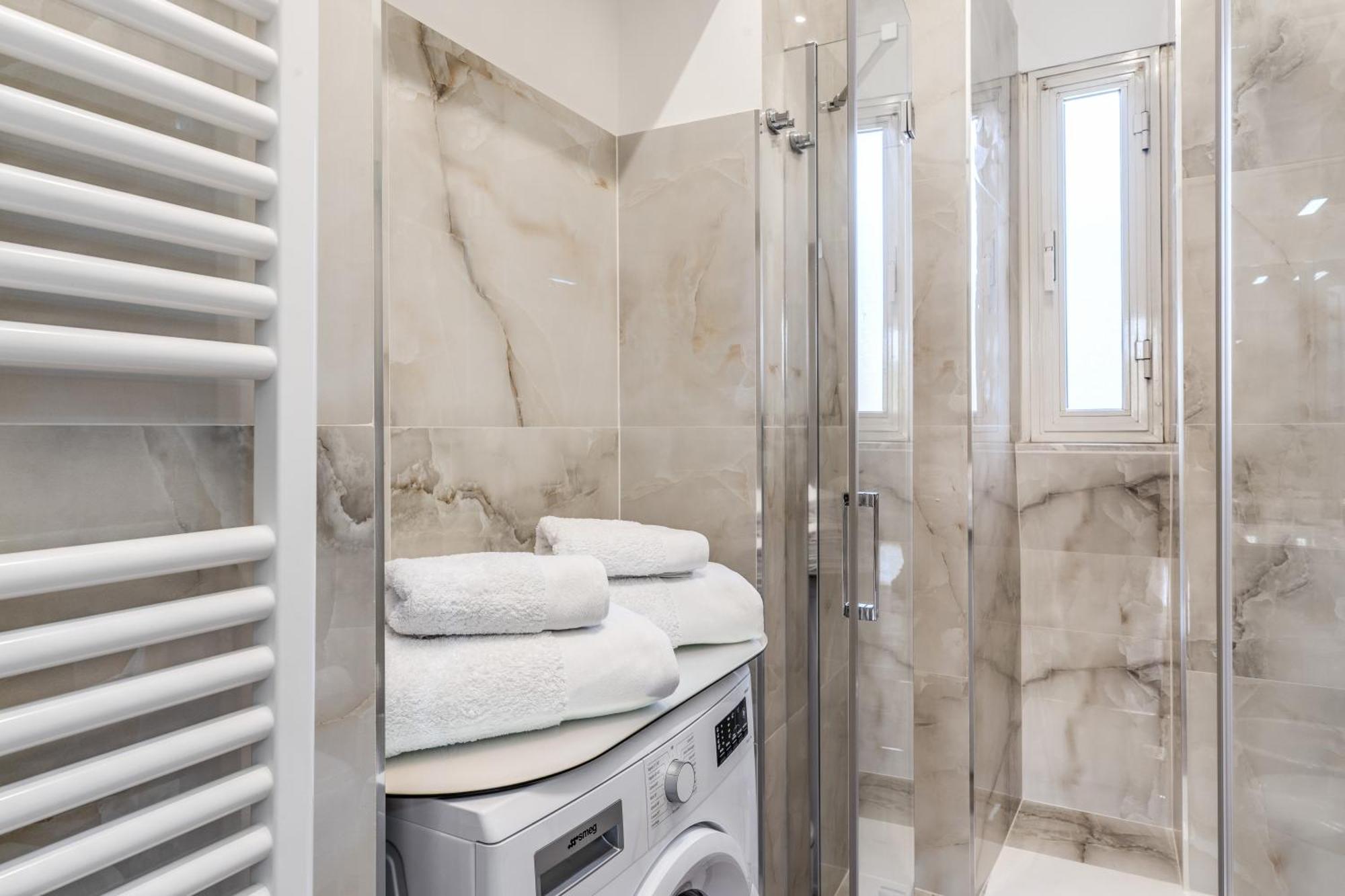 Apartment Deluxe Suite, Floor Stunning View!